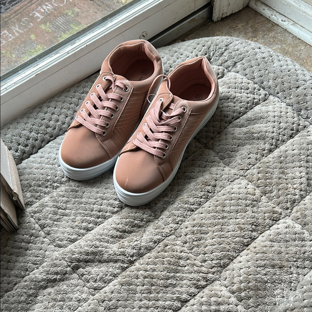 Falls Creek Women's Athletic Shoes - Pink